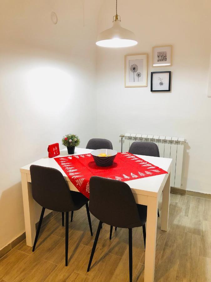 Apartman Tina Novi Sad Exterior foto